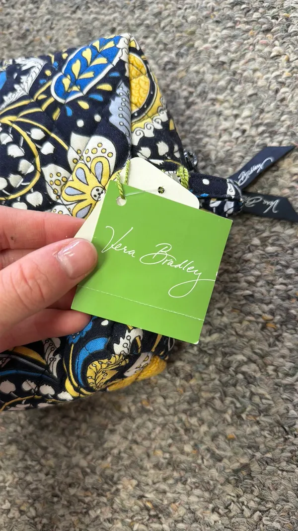 Vera Bradley Bag Makeup - Image 2