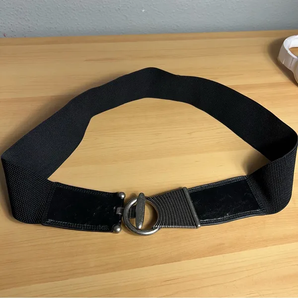 Black and‎ Silver Metal Hardware Women’s Belt - Image 5