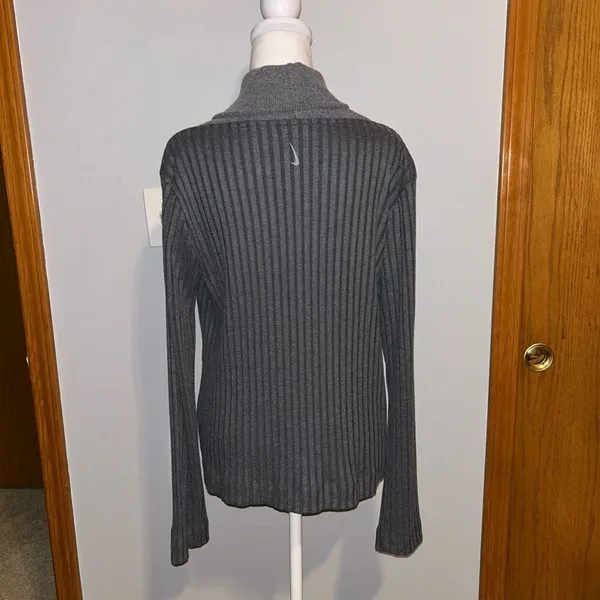 NIKE women’s Yoga Luxe Ribbed Cover Up‎ Sweater gray size M - Image 4