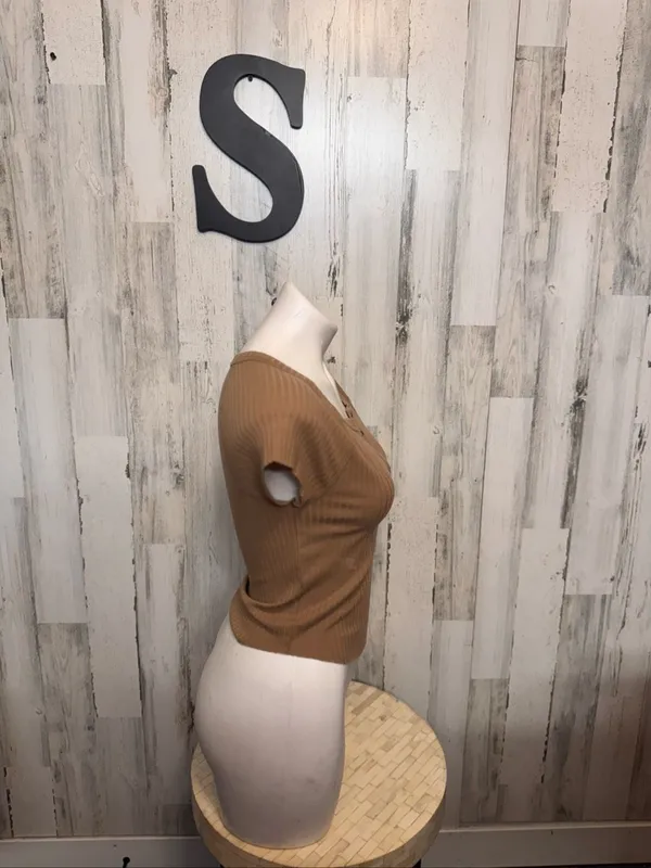 American Eagle Tan Brown Ribbed Henley Short Sleeve Crop Top Womens Small Button - Image 2
