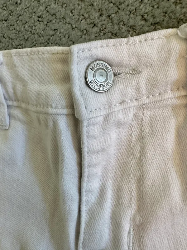 Mossimo White Denim Boyfriend Shorts - Image 3