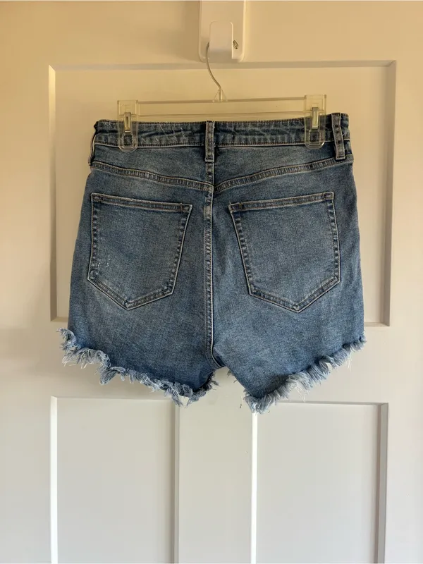 We The Free Distressed Medium Blue High-Rise Jean Shorts - Image 2