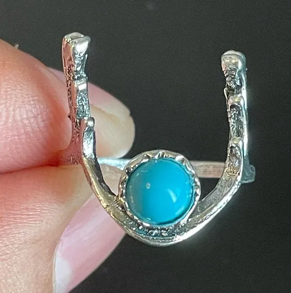 Turquoise stone silver antler ring size 5.5 - Image 5