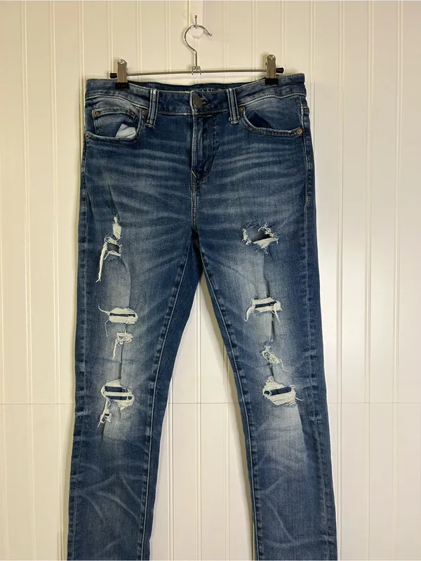American Eagle Next Level Stretch Women’s Distressed Blue Skinny Jeans 30x32 - Image 3
