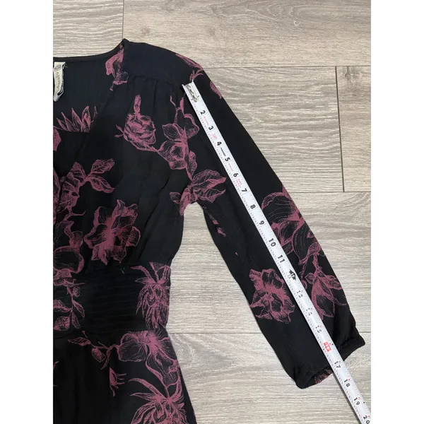 Whimsical‎ American Rag Midi Dress S Black Pink Floral Smocked Waist High-Low - Image 11