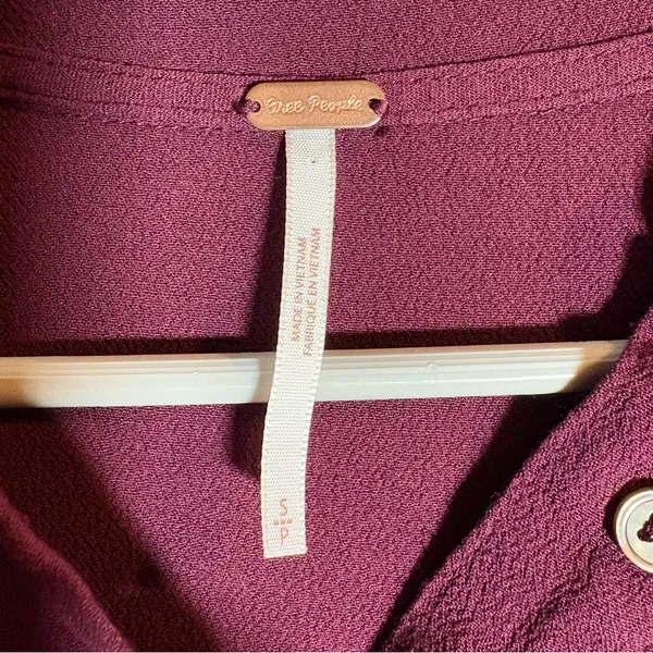 Free People Easy Girl Bell Sleeve Henley Top Women’s S Blouse Maroon Boho Rayon‎ - Image 6