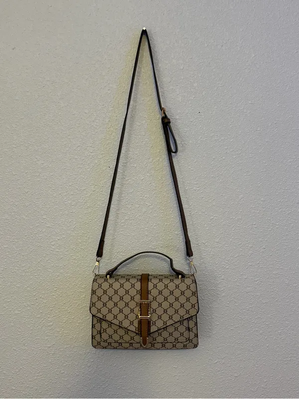 Source Unknown Beige Brown Monogram Shoulder Bag with Gold Buckle with a matching wallet. - Image 13