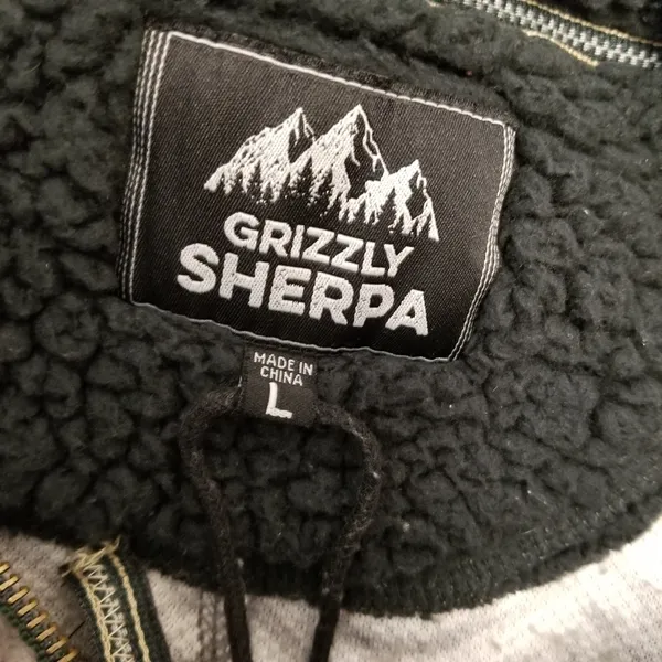{L} Grizzly Sherpa Gray Black Quarter Zip Pullover Jacket - Image 4