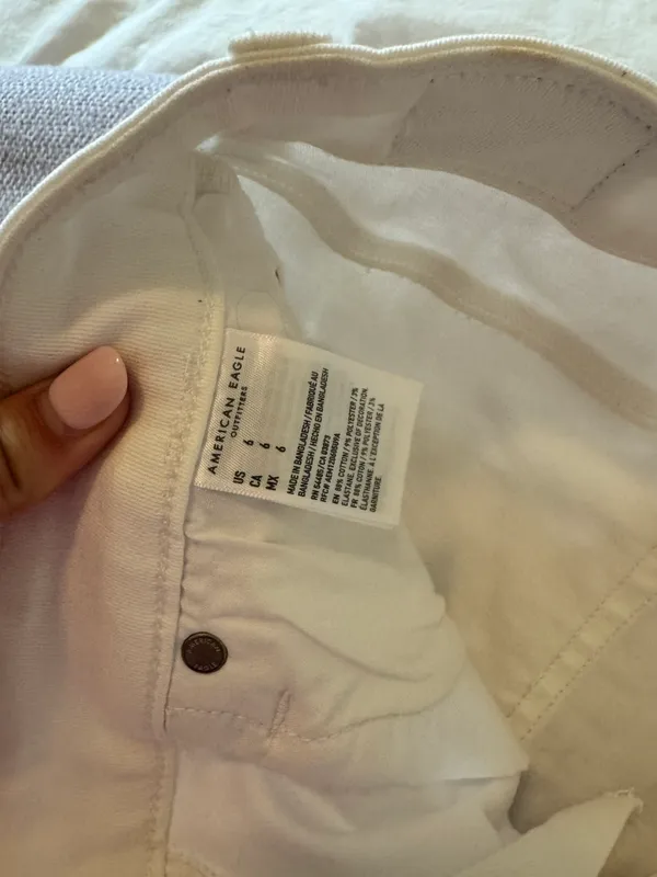American Eagle “Next Level Stretch” Jean Shorts - Image 4
