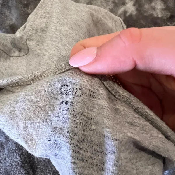 Gap Gray Women's Top - Image 3
