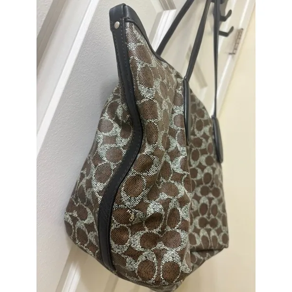 Coach F33504 Taxi Zip Top Tote In Signature Coated Canvas Women Bag Brown - Image 3