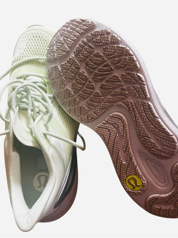 Lululemon blissful running sneakers Ladies Size 8 green w silver good condition - Image 4
