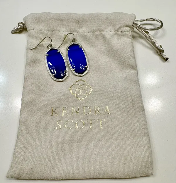 Kendra Scott Drop Earrings - Image 2