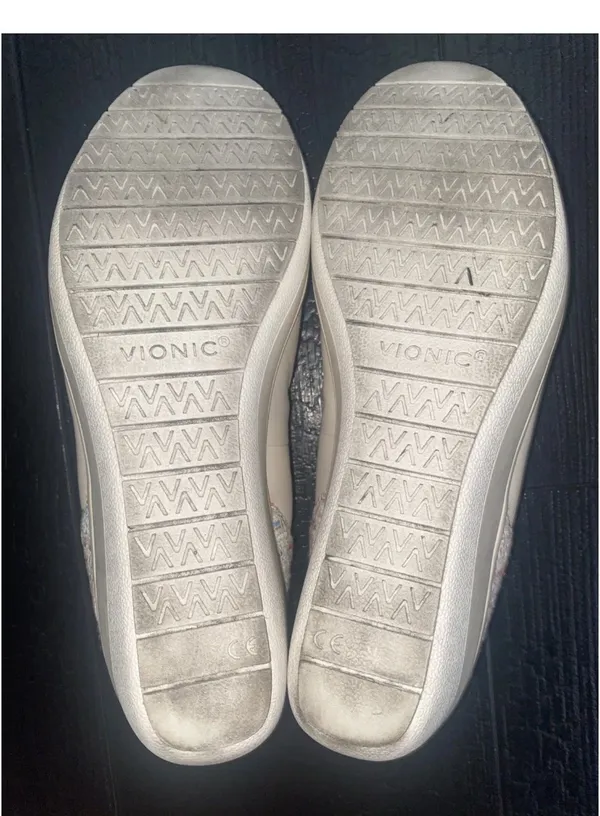 Vionic Jacey Women’s Size 9 Wedge Shoes - Image 4