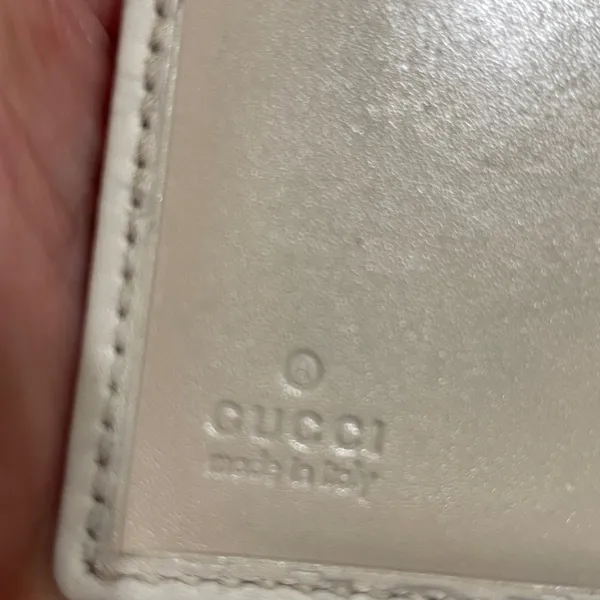 Gucci Embossed  Leather Compact Wallet - Image 12