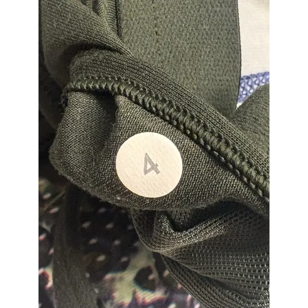 Lululemon Power Y‎ Tank Luon in the Lilac Size 4 Yoga Pilates Unpadded Wicking - Image 5