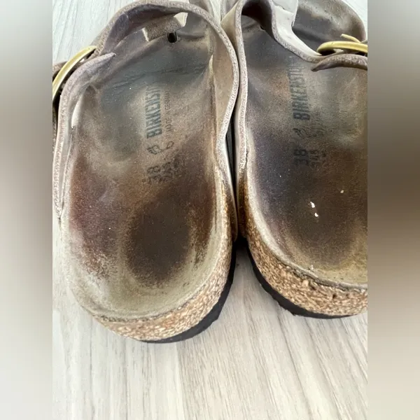 Birkenstock Tan Leather Sandals with Gold Accents - Image 10
