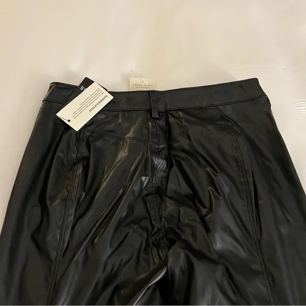 GUESS Women's Soto Pu Black Faux Leather Skinny Pants Size 0 NWT - Image 8