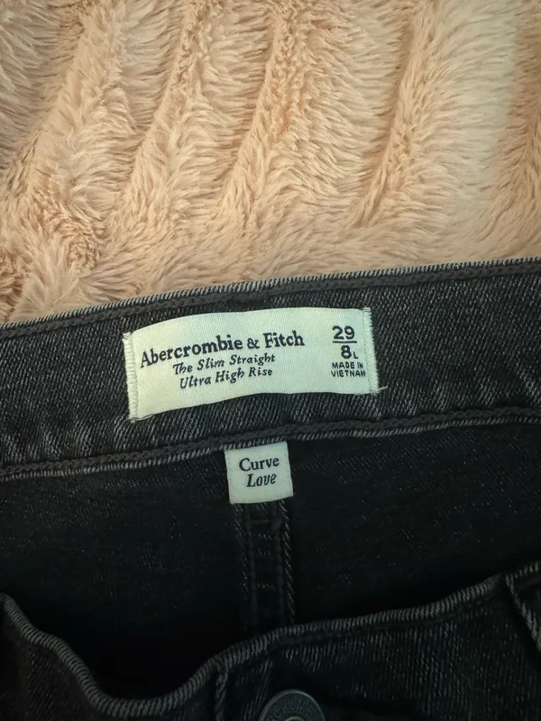 Abercrombie The Slim Straight Ultra High-Rise Jeans Curve Love - Image 4