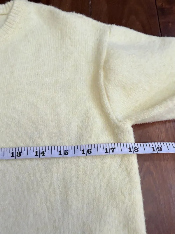 Cloth by Design Yellow Solid Knit Button Front Crew Neck Cardigan Sweater XS - Image 4