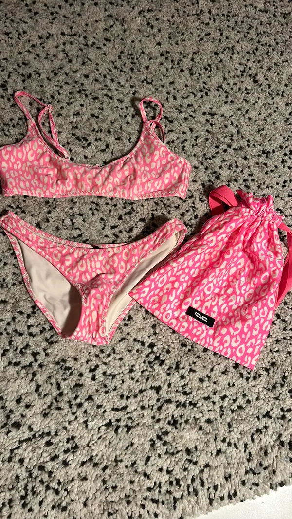 Triangl Bikini Set - Image 2