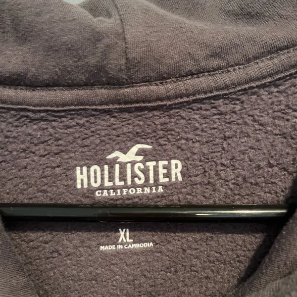 Hollister Charcoal Fleece-Lined Hoodie - Image 2