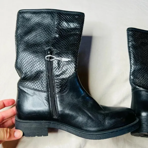 Geox Women's Rawelle Biker Boots Black Snakeskin Embossed Leather Size 36 US 6 - Image 2