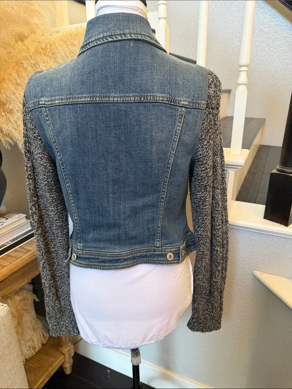 Anthropologie Pilcro and the Letterpress Denim Jacket Gray Knit Sweater Sleeves - Image 5