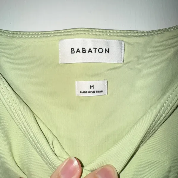 Aritzia Babaton Contour Squareneck Longsleeve Bodysuit in Palm Green - Image 2
