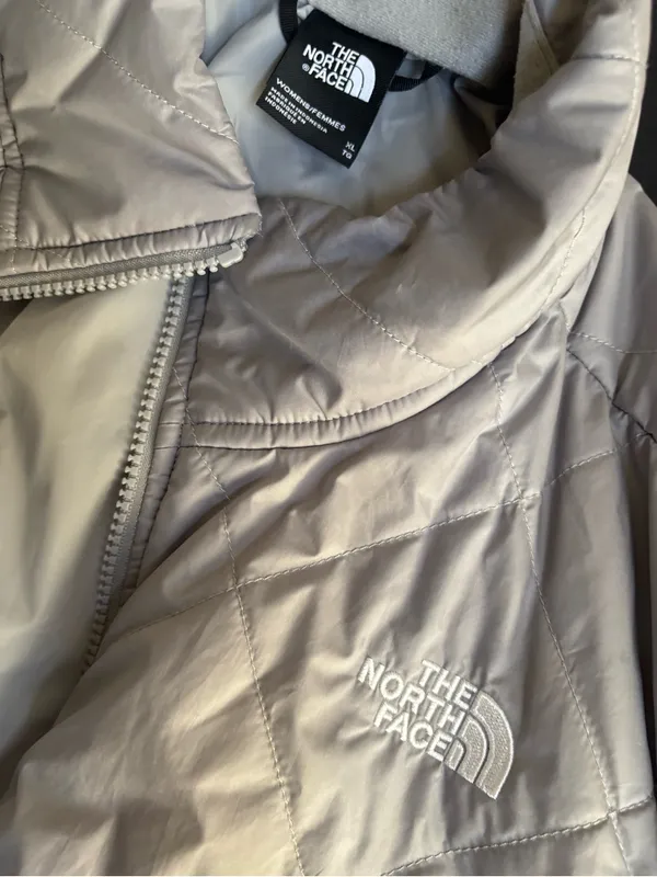 The North Face Gray Quilted Jacket - Image 2