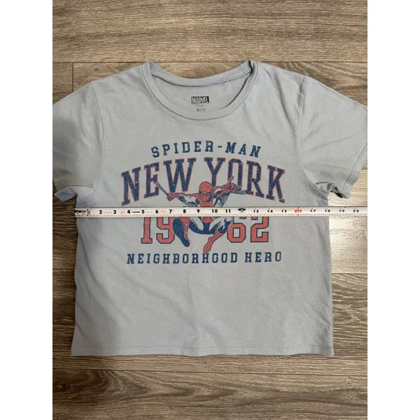 Marvel Spider-Man New York 1962 Graphic Tee Light Blue XL Short Sleeve Crop Top - Image 5
