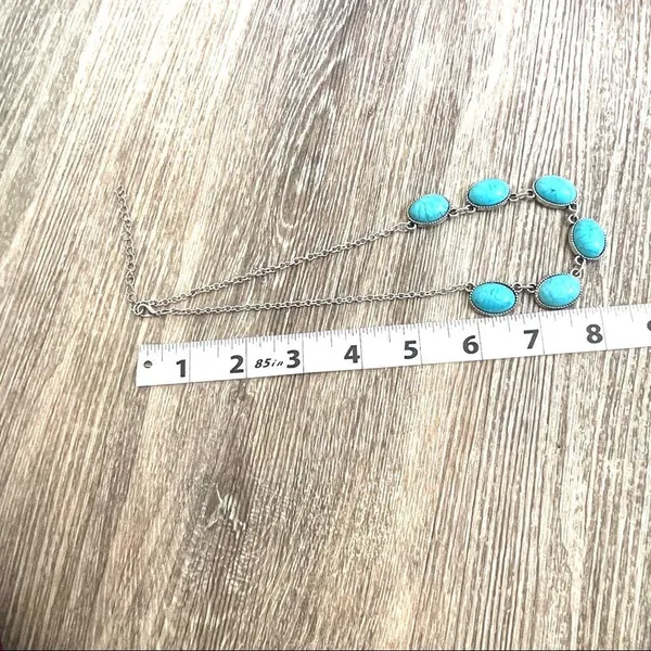 Turquoise and silver tone necklace - Image 5