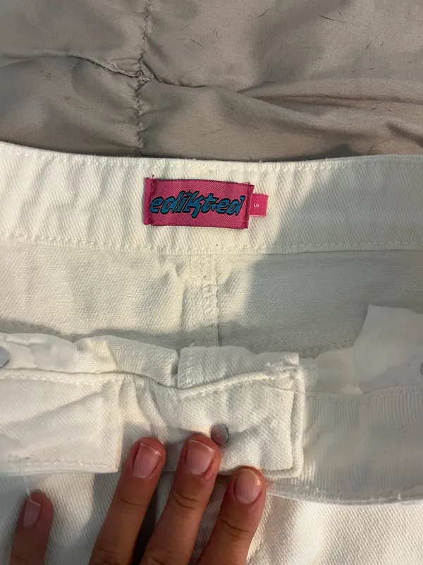 Edikted White Denim Skirt Mini - Image 2