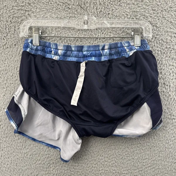 Lululemon Hotty Hot Shorts Low Rise 2.5" Mini Blush Blossom Athletic Gym Women 8 - Image 4