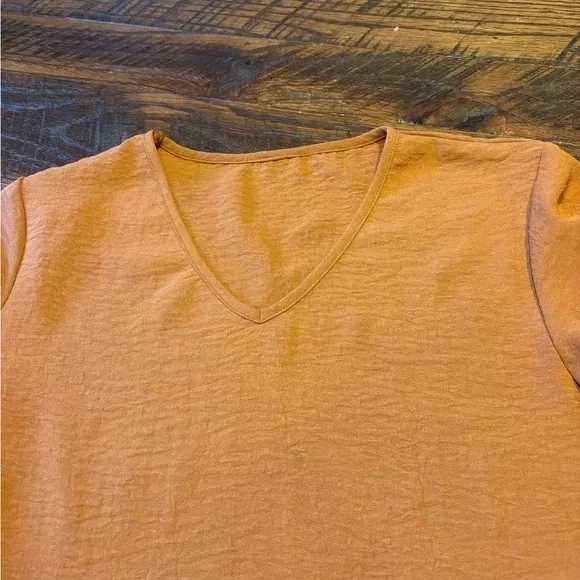Ladies Fall Sienna Color  Top size small - like new!! - Image 7