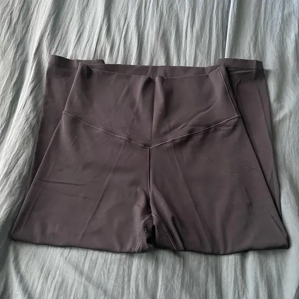 Aerie OFFLINE BY REAL ME HIGH WAISTED CROPPED LEGGING SIZE LARGE - Image 4
