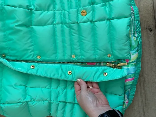 Lilly Pulitzer Isabelle Teal Green Sleeveless Down Filled Puffer Vest S - Image 12