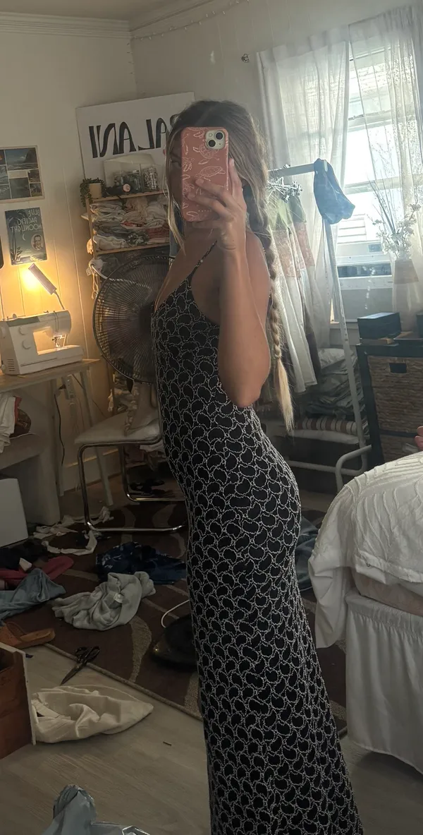Black And White Textured Vintage Dress - Image 5