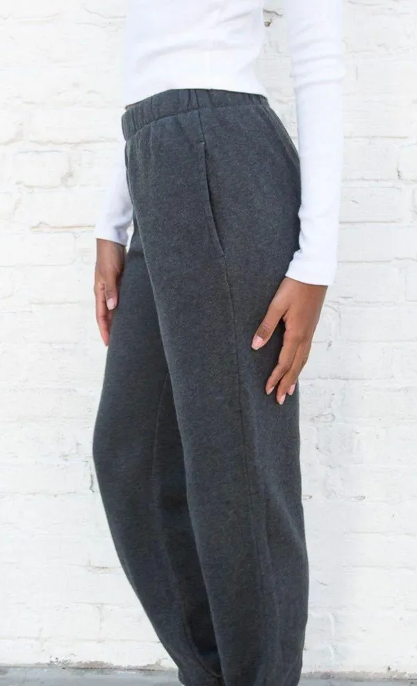Brandy Melville Brandy Sweatpants - Image 3