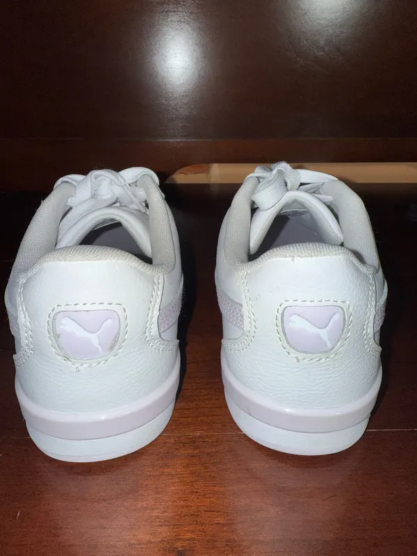 Puma Women’s size 7.5  - Image 4