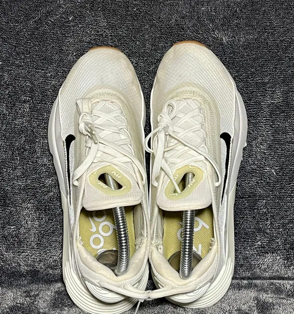 Nike air Max 2090 Twist -Women size 6 - Image 5