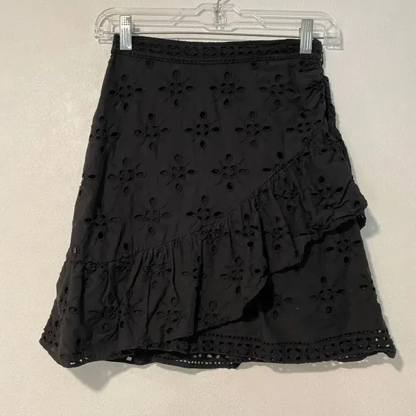 Express Black Eyelet Embroidered Ruffle Wrap Mini Skirt Size 0 - Image 2