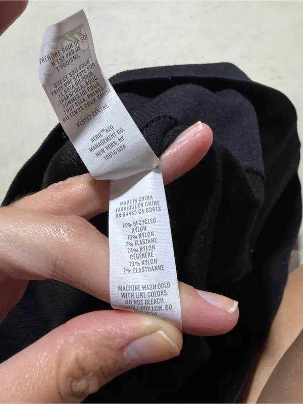 Aerie offline seamless Black Short Sleeve cropped T-Shirt medium - Image 4