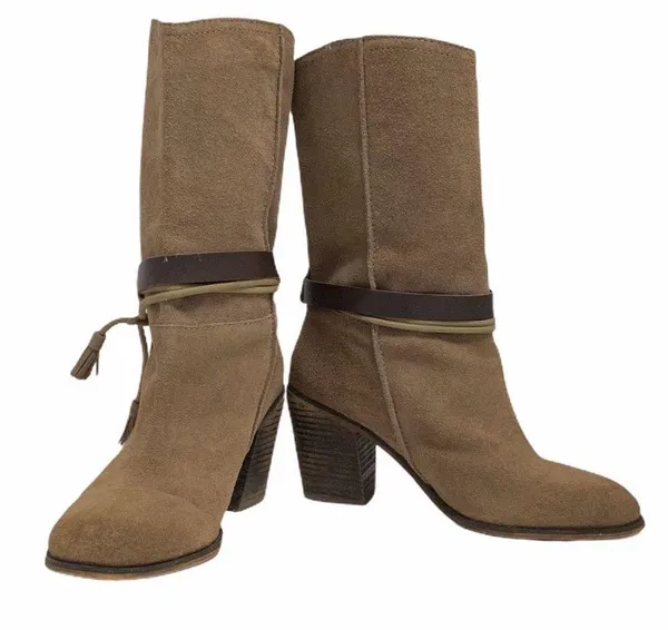 Mia Limited Edition Tooledo Leather Boots w/ Tassel & Buckle Belt Accent Sz 9M - Image 8