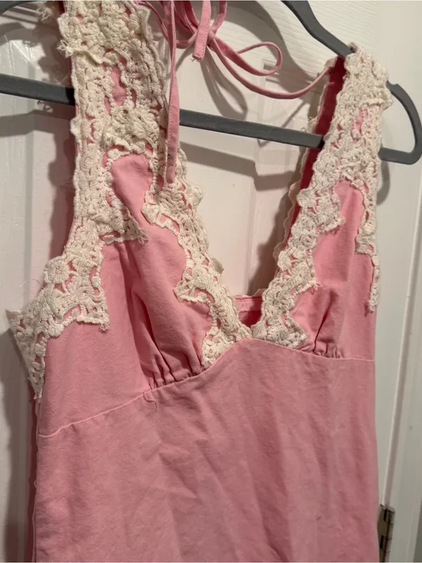 Le Lis Pink Chemise with Cream Lace Trim Size M Feminine Cottagecore Dress - Image 3