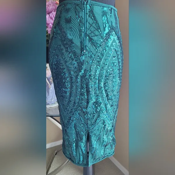 Lulu's pencil skirt - Image 6