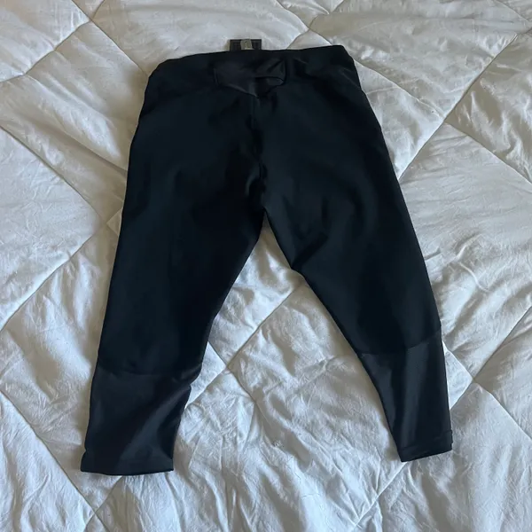 Dri-Fit Running Capri Leggings S - Image 3