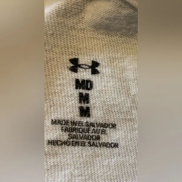 Under Armour Circle logo overlay Tank Top - Image 11