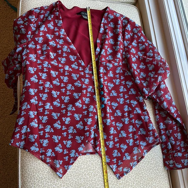 NWOT Lost Ink Puffed Long Sleeve Mock Wrap Blouse with Belt size XS - Image 9