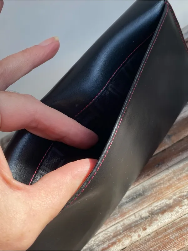 Lodis Audrey Alice tri fold black leather envelope fold wallet red interior - Image 6